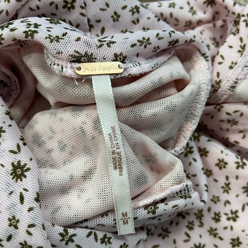 Free People Gather Lavender Turtleneck M - Picture 5 of 6